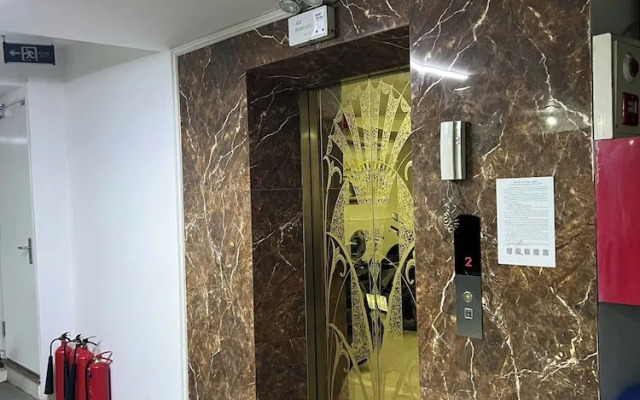 Tay Ho Apartment