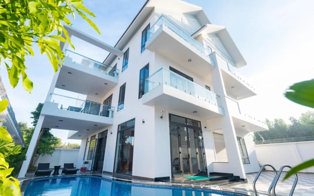 Palm Villa 29 (Luxury)
