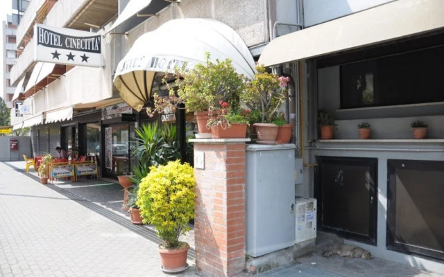 B&B Roma La Casa Di Cinecitta