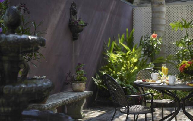 Maison Perrier Bed & Breakfast