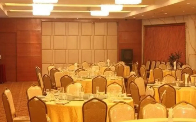 Starway Nanjing Phoenix Globle Branch Hotel