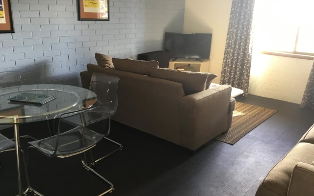 Kalbarri Sunsea Villas – Guest Rooms – Kalbarri