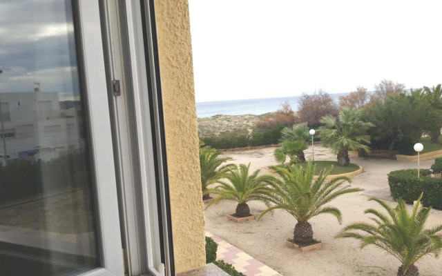 Residencial OlivalAcceso privado playa por jardín