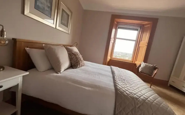 Morven House