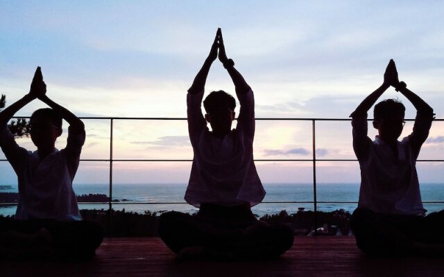 Wayn-Zen Onna Hotel