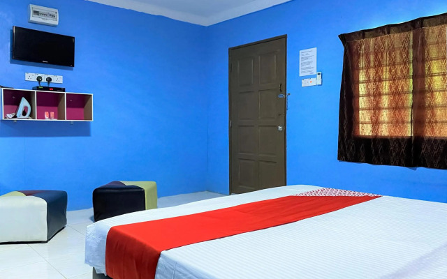OYO 90168 Serambi Pelangi Chalet