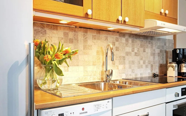 6 Person Holiday Home in Kyrkesund