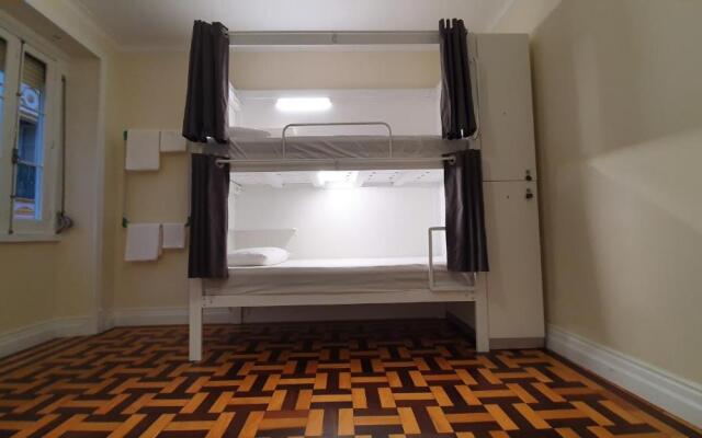 Bruma Hostel