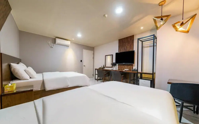 Sokcho Dragonfly Hotel