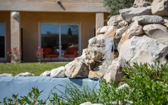 Logis Hotel La Goutte Deau