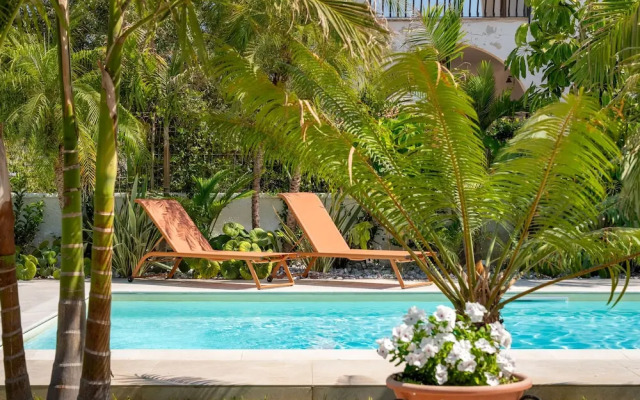 Villa Bali With Pool by Wonderful Italy