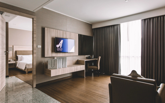 Adelphi Suites Bangkok
