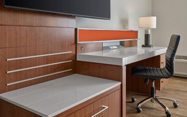 Delta Hotels Denver Thornton