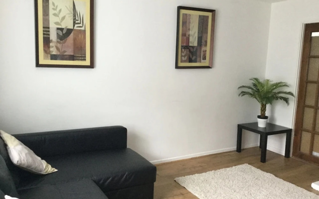 Nice 4 Bedroom near Basildon Town Center