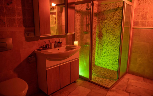 Arif Cave Hotel