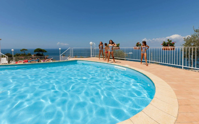 Villaggio Villa Lubrense