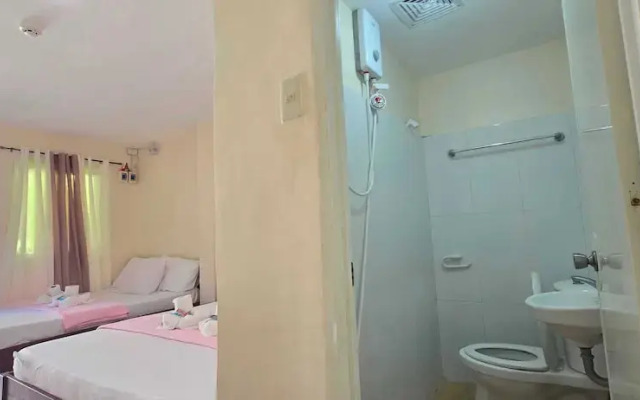 Oyo 1121 Junlyn Apartelle