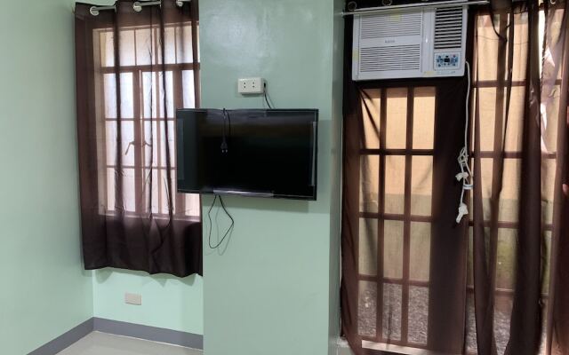 Beinte Singko de Marso Apartments