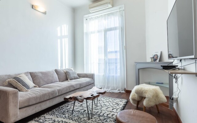 VANEAU Studio - 2P Moderne et rénové en plein centre