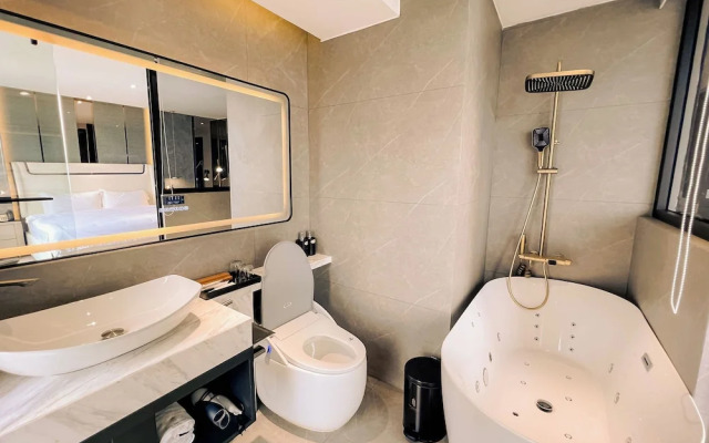 New Century Dalat Hotel