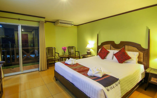 Phuphaya Resort Pattaya