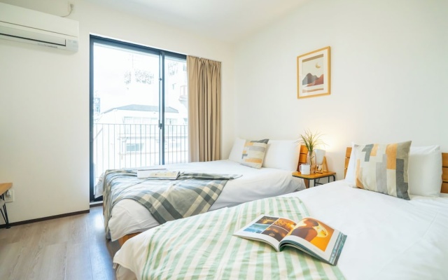 SR Namba -Sanctuary Residence – Guest Rooms – Osaka