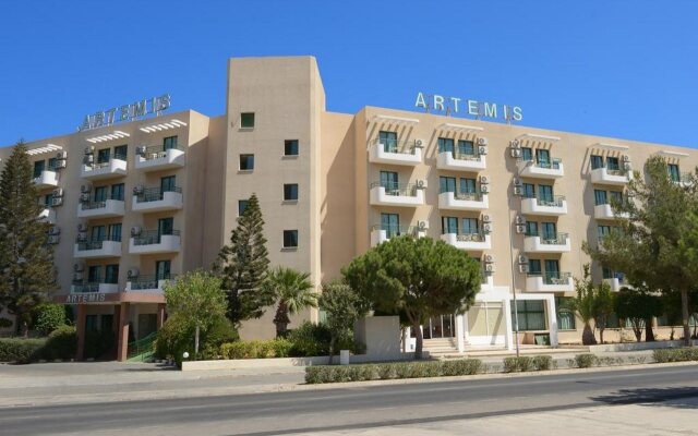 Artemis Hotel Apartments