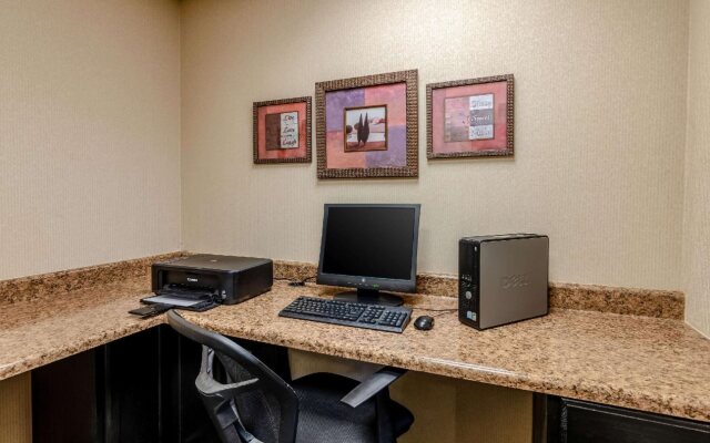 Quality Inn & Suites