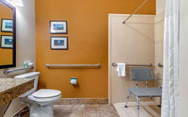 Quality Suites Addison - Dallas
