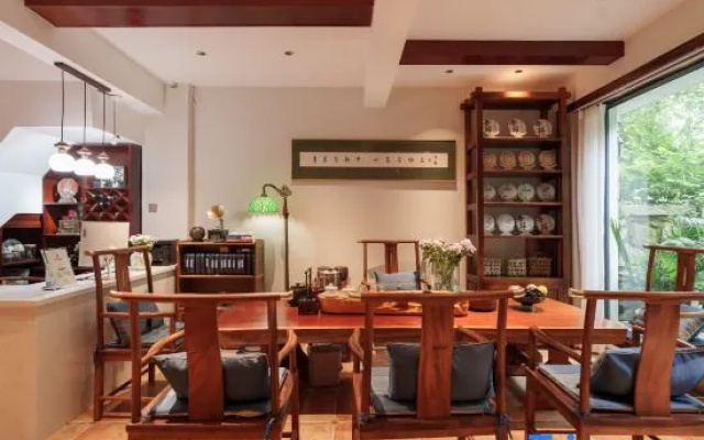 Jiqing Landscape · Seaview and Mountain Retreat Hidden Forest Garden Resort Villa – Restaurant – Dali