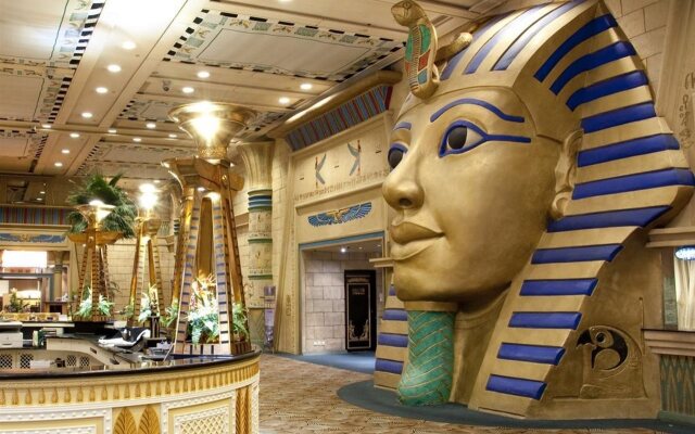 New Orient Landmark Hotel