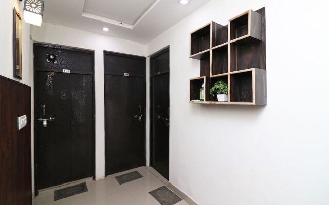 OYO Flagship 24679 Hotel Green House