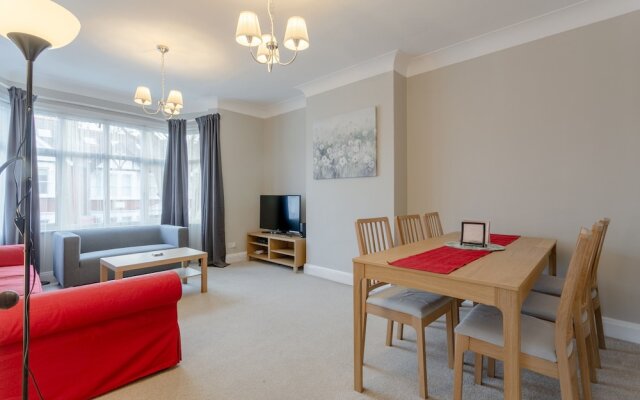 Large Family Apartment in Peaceful Area
