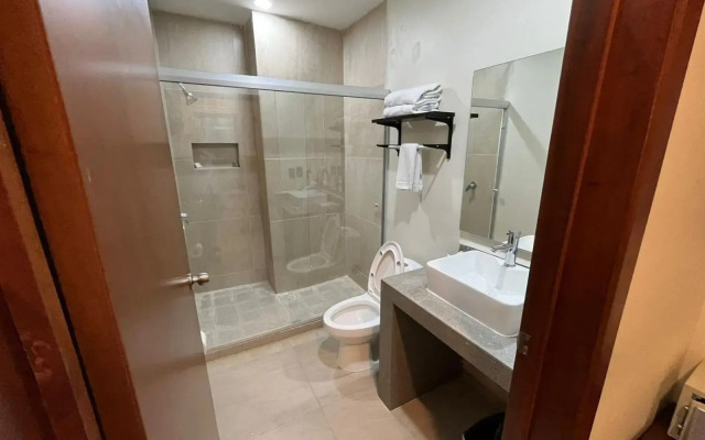 Ave Inn Hotel
