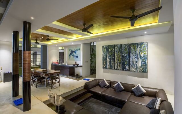 Villa Aqua