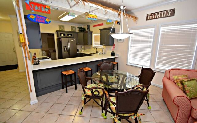 Spinnaker Pointe 1B by RedAwning