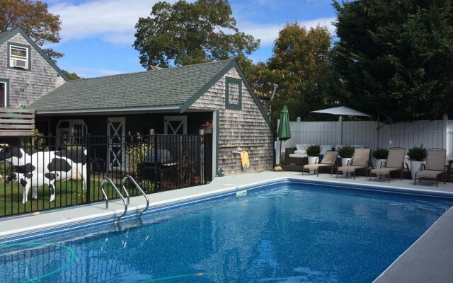 Charles and Charles MV