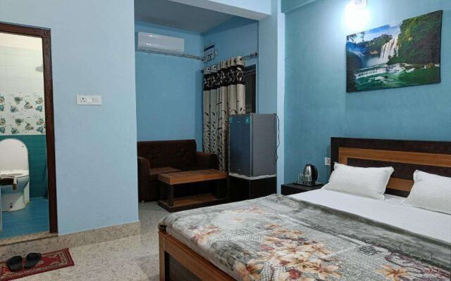 Hotel Vrindavan Palace