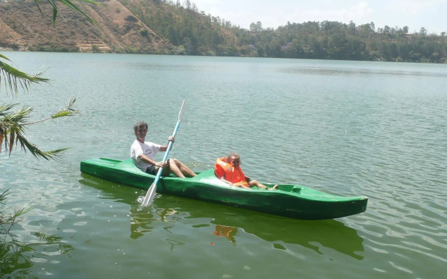 Babogaya Lake Viewpoint Lodge