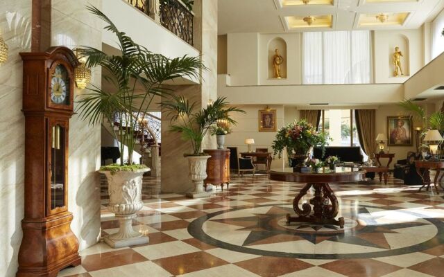 Mediterranean Palace Hotel