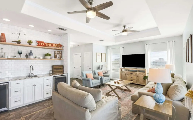 Ocean Views Optional Golf Cart Sleeps 14