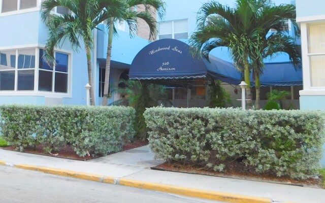 Windwood Beachside 303 On Hollywood Beach 3 2 For 8 Pool