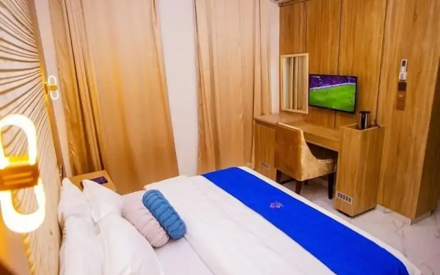 Greenview Hotel and Apartment