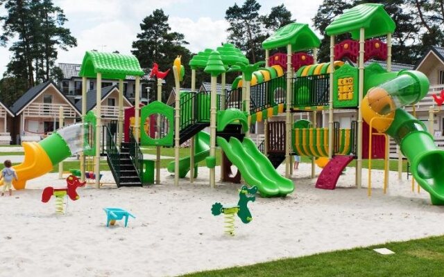 Holiday Park & Resort - Pobierowo