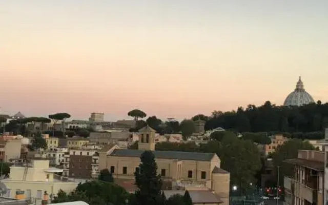 Eufonia Vinyl Friendly Apartment