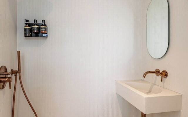 Este Villa by Betterplace