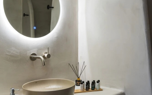 Lavadoze Luxury Suites - Adults only