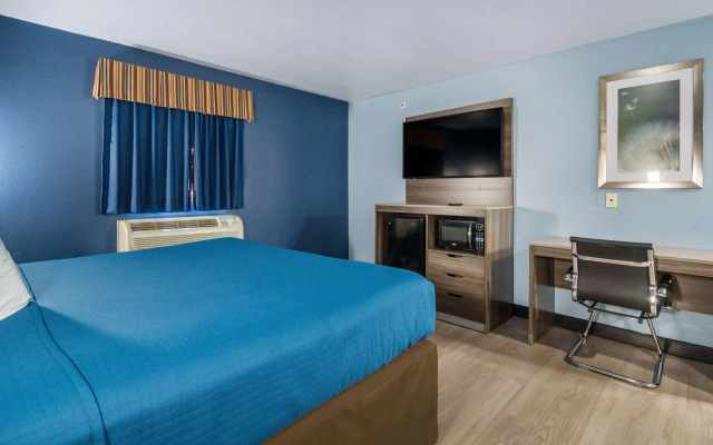 Rodeway Inn Carrollton I-35E