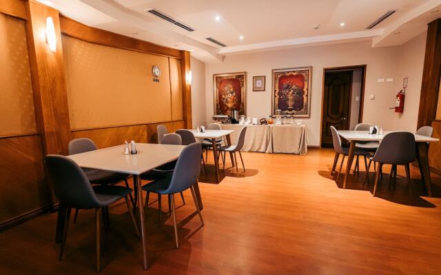 Luxva Hotel Boutique
