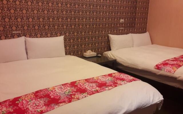 Luodong Night Market Yis B&B